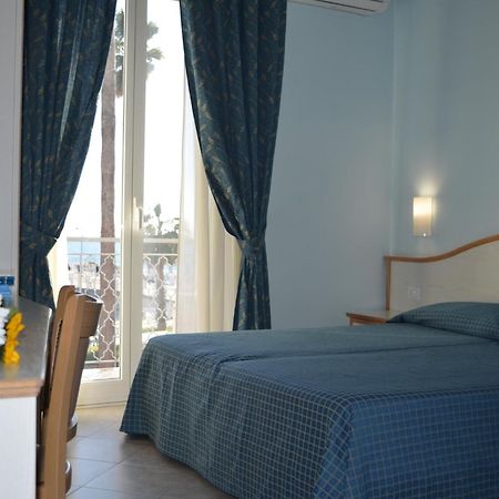 Hotel Moresco Andora Exterior photo
